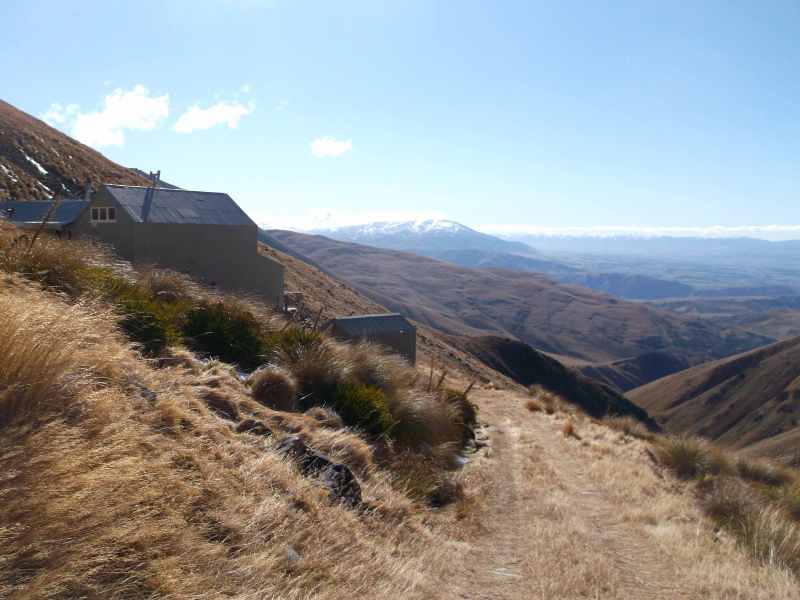 04-Ski-lodge-with-a-view